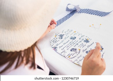 Learn how to sew basic fabrics.