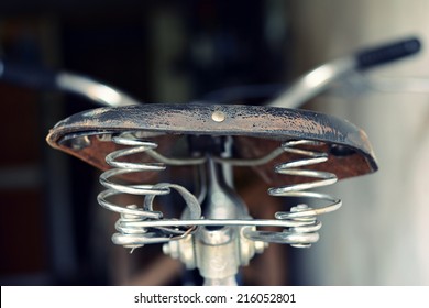 vintage style bike seat