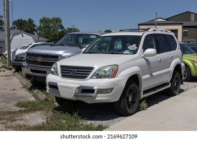 Lebanon - Circa June 2022: Buy Here Pay Here Used Car Dealer. Many Buy Here, Pay Here Car Dealerships Do Not Require Good Credit But May Track Your Car If You Miss Payments.