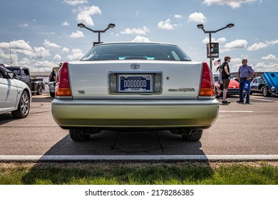 Lebanon, TN - May 14, 2022: Low Perspective Rear View Of A 1996 Toyota Crown Majesta Sedan At A Local Car Show.