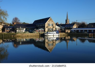 Lechlade, Cotswolds, Gloucestershire, England - January 18th 2022: The Riverside Pub Beside The River Thames