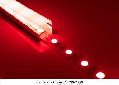 Led Strip Red Light In Aluminum Channel Diffuser