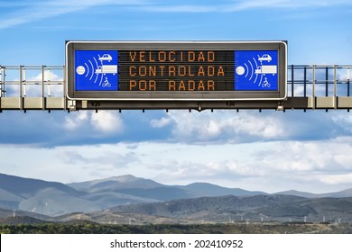 6,250 Led traffic signs Images, Stock Photos & Vectors | Shutterstock