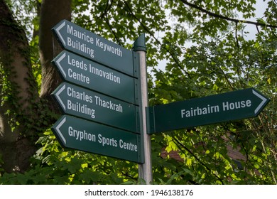 Leeds – 31 July 2017 : Campus Sign, University Of Leeds