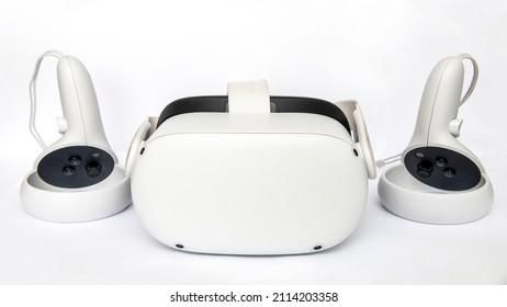 LEEDS, UK - 28 JANUARY 2022.  Metaverse Oculus Quest 2 VR Headset And Controllers From Facebook
