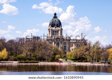Left side view of the Legislative building of Saskatchewan province, Canada, located in Regina. 