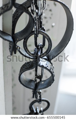 leg cuffs 
