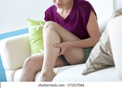 Leg Pain In A Woman