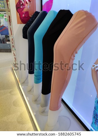 legins for women in the mall 