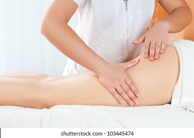 Legs And Buttocks Massage To Reduce Cellulite And Preserve An Healthy Look