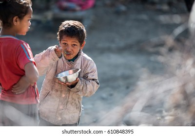 Leh Ladakh , India - August 10: Unidentified Children Eating Food In Leh Market August 10, 2015