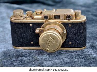 Leica Leica Smallformat Scale Camera Interchangeable Stock Photo ...