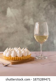 Lemmon Pie And White Wine Dessert