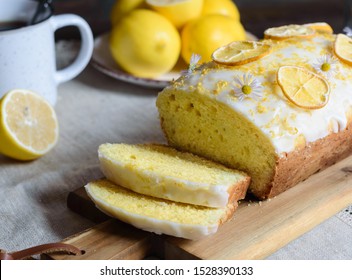 lemon loaf cake, classic recipe, decorated with sugar icing