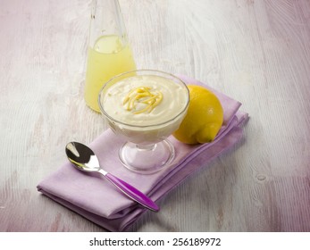 Lemon Mousse 