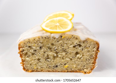 Lemon poppy seed loaf with lemon slices inside view