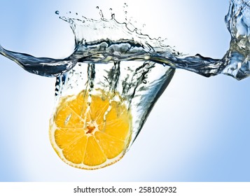 Lemon Slice with Splash