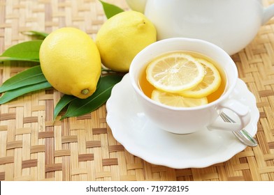 Lemon Tea With Lemon