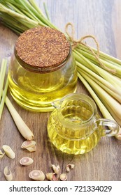 Lemongrass Oil With Lemongrass