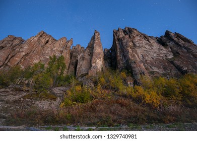 The Lena Pillars Is A Geological Formation And A Natural Park Of The Same Name In Russia, On The Banks Of The Lena River. Located In Khangalassky District Of Yakutia, 104 Km From The City Of Pokrovsk.