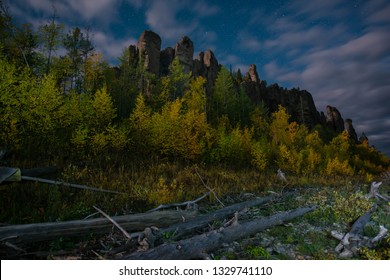 The Lena Pillars Is A Geological Formation And A Natural Park Of The Same Name In Russia, On The Banks Of The Lena River. Located In Khangalassky District Of Yakutia, 104 Km From The City Of Pokrovsk.