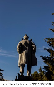 Lenin Sculpture On Victory Square In Cheboksary