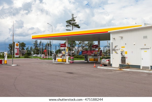 LENINGRAD REGION, RUSSIA - JULY 31, 2016: Shell\
gas station in summer day. Royal Dutch Shell oil company is the 5th\
largest corporation\
worldwide