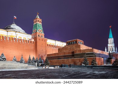 Lenin's Mausoleum from 1953 to 1961 Lenin's and Stalin's Mausoleum. Translate (lenin)	