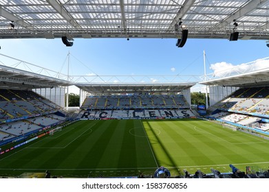 LENS AGGOLO FRANKREICH STADE BOLLAERT DELELIS 25.Juni 2016 Fussball EURO 2016 Kroatien Vs Portugal

Grandstand Stade Bollaert Delelis Interior View