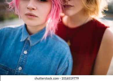 blondinka-s-afrikankoy-lesbi