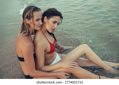 Lesbians In Bikinis Making Out