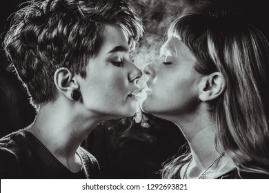 Smoke Lesbians