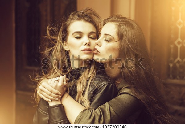 Lesbian Two Pretty Women Cute Girls Stockfoto Jetzt