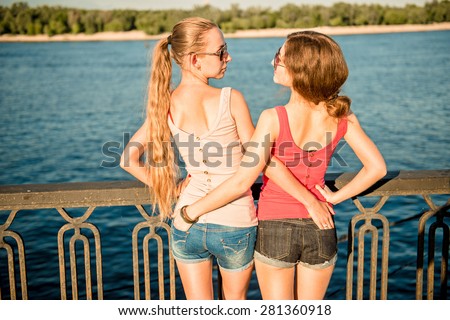 Are brunette blonde lesbian lesbiche congratulate Charming question brunette blonde lesbian lesbiche consider