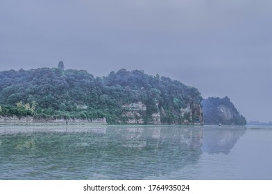 Leshan Landmar on Overcast Day