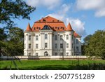 Lesnica Castle (Zamek w Lesnicy) - former palace and residence of wealthy families of Wroclaw burghers. Currently used as city