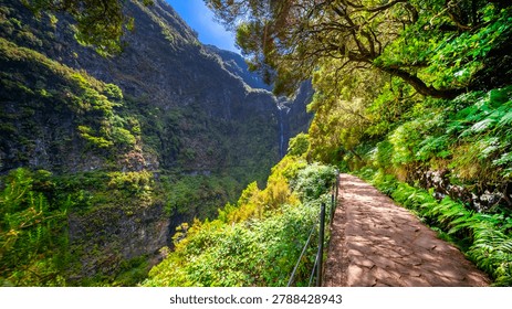 Levada do Risco, Mountain Footpath, Irrigation Channel Maintenance Trail, Madeira, Portugal, Europe