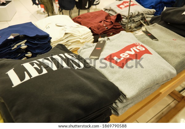 t shirt levi's outlet