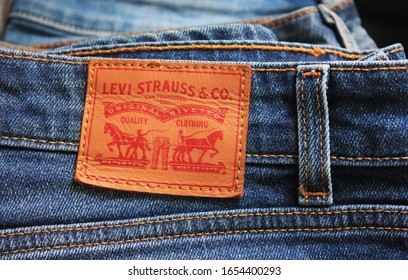Levi's Denim Jeans Women's Model with 