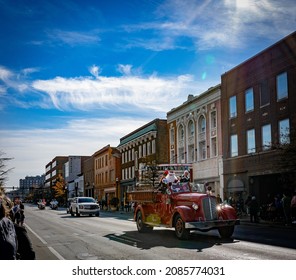 Lexington, Kentucky USA - December 4 2021: Christmas Parade On Main Street With Santa Riding Vintage Fire Truck