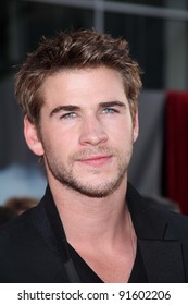 Liam Hemsworth At The 