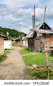 Life In A Gypsy Village In Ukraine