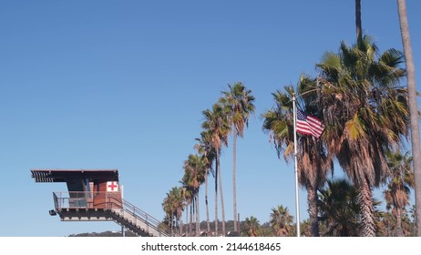 Lifeguard Stand Or Life Guard Tower Hut, Surfing Safety On California Beach, USA. Summer Pacific Ocean Aesthetic. Rescue Station, Coast Lifesavers Wachtower Or House, Palm Trees In La Jolla, San Diego