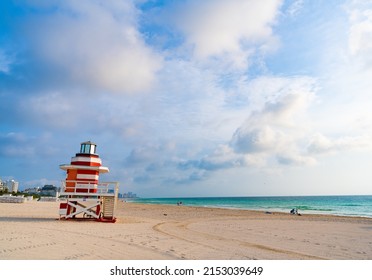 lifeguard tower on summer seaside in miami. copy space
