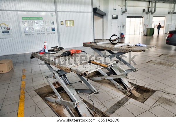 The lift for cars.\
Tools for car repair