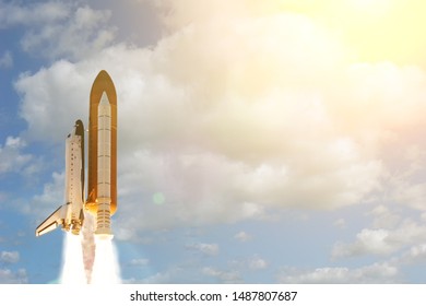 3,011 Liftoff Stock Photos, Images & Photography | Shutterstock