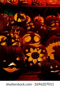 Jack-o’-lanterns light, pumpkins, pumpkin garden, pumpkin patch, Halloween, autumn, holidays decorations in London, autumn vibes, fall, fall decor 