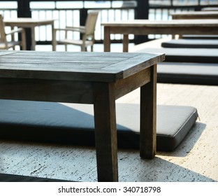 Light and shadow table
