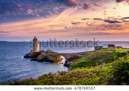 Lighthouse Phare du Petit Minou in Plouzane, Fort du Petit Minou, Brittany (Bretagne), France.