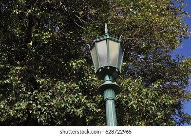 Lighting post